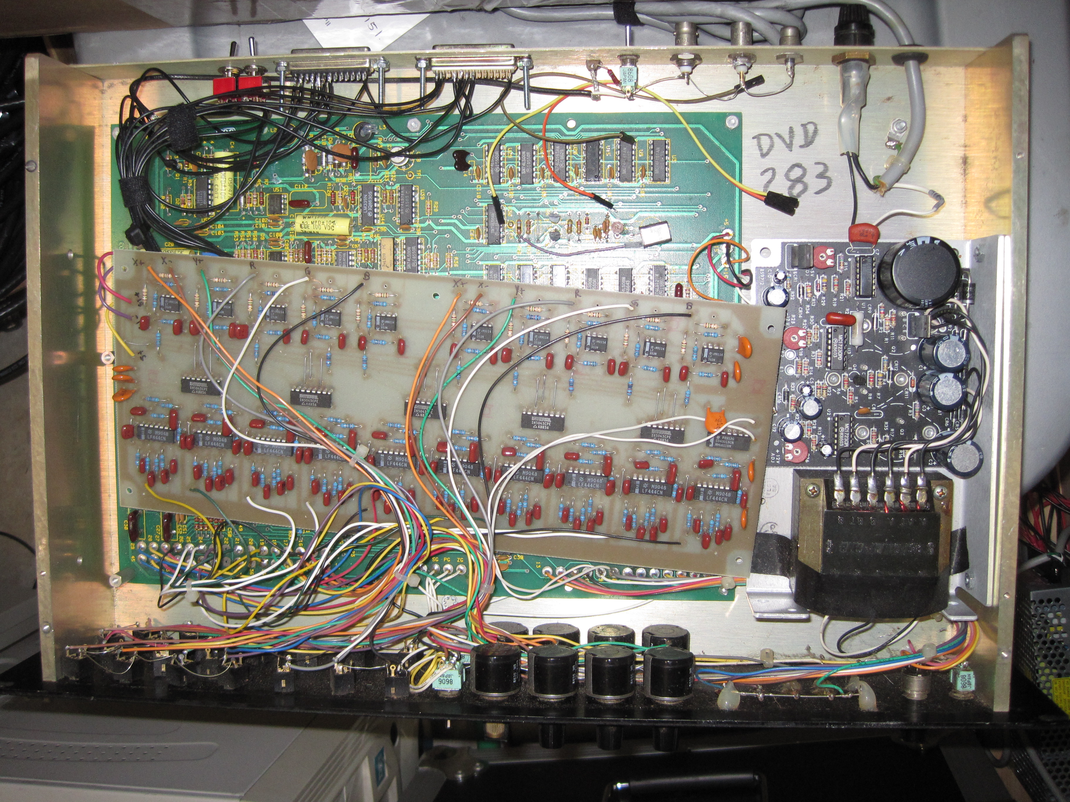 ie_dvd_283_decoder2.jpg